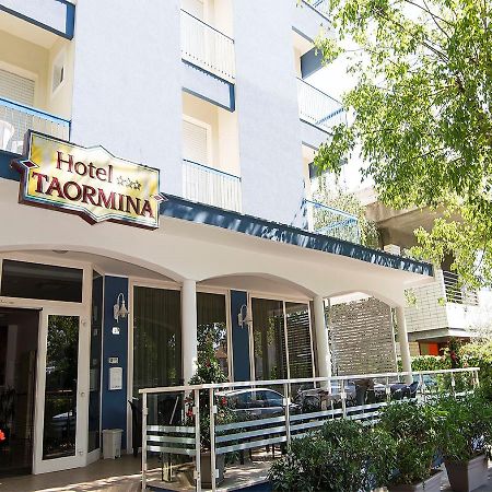 Hotel Taormina Riccione Esterno foto