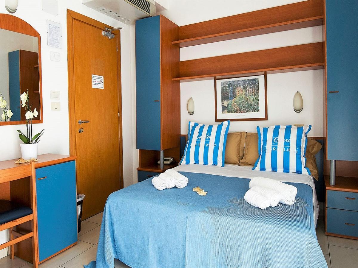 Hotel Taormina Riccione Esterno foto